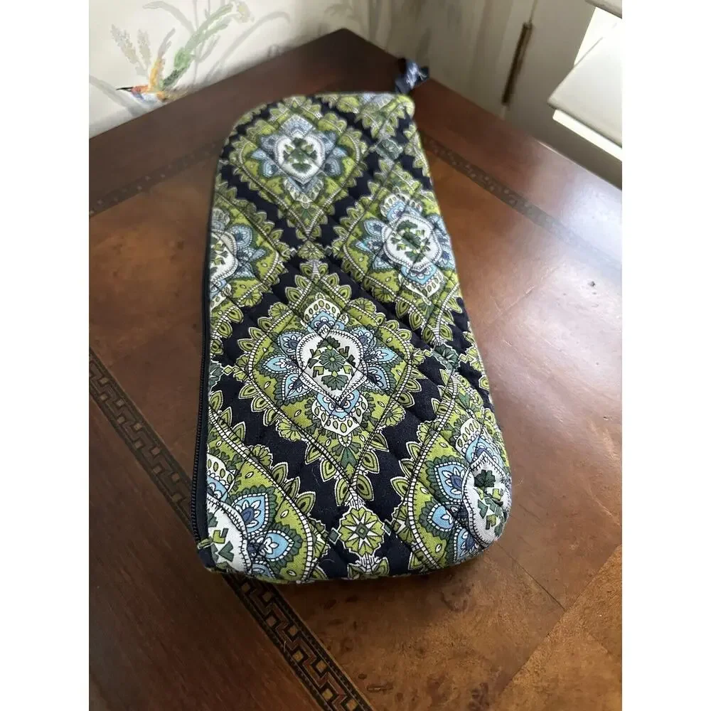Vera BRADLEY Small Zipper Travel Pouch Green & Blue Parsley - 5.5”x12.5”
